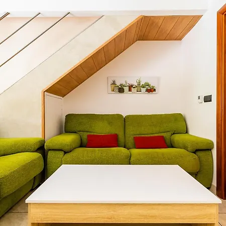 Holiday home Casa L'escala, 4 Dormitorios, 8 Personas - Es-325-30 *