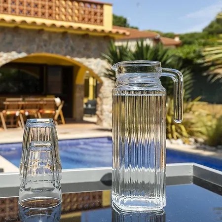 Casa L'escala, 4 Dormitorios, 8 Personas - Es-325-30 * Torroella De Montgri