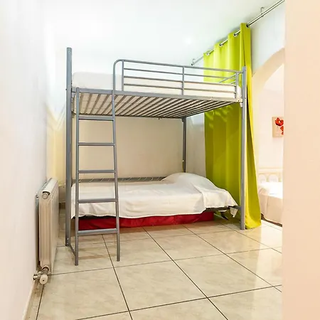 Casa L'escala, 4 Dormitorios, 8 Personas - Es-325-30 Holiday home *