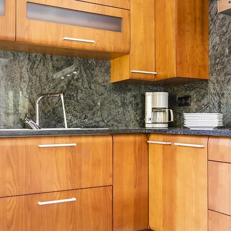 Casa L'escala, 4 Dormitorios, 8 Personas - Es-325-30 Holiday home